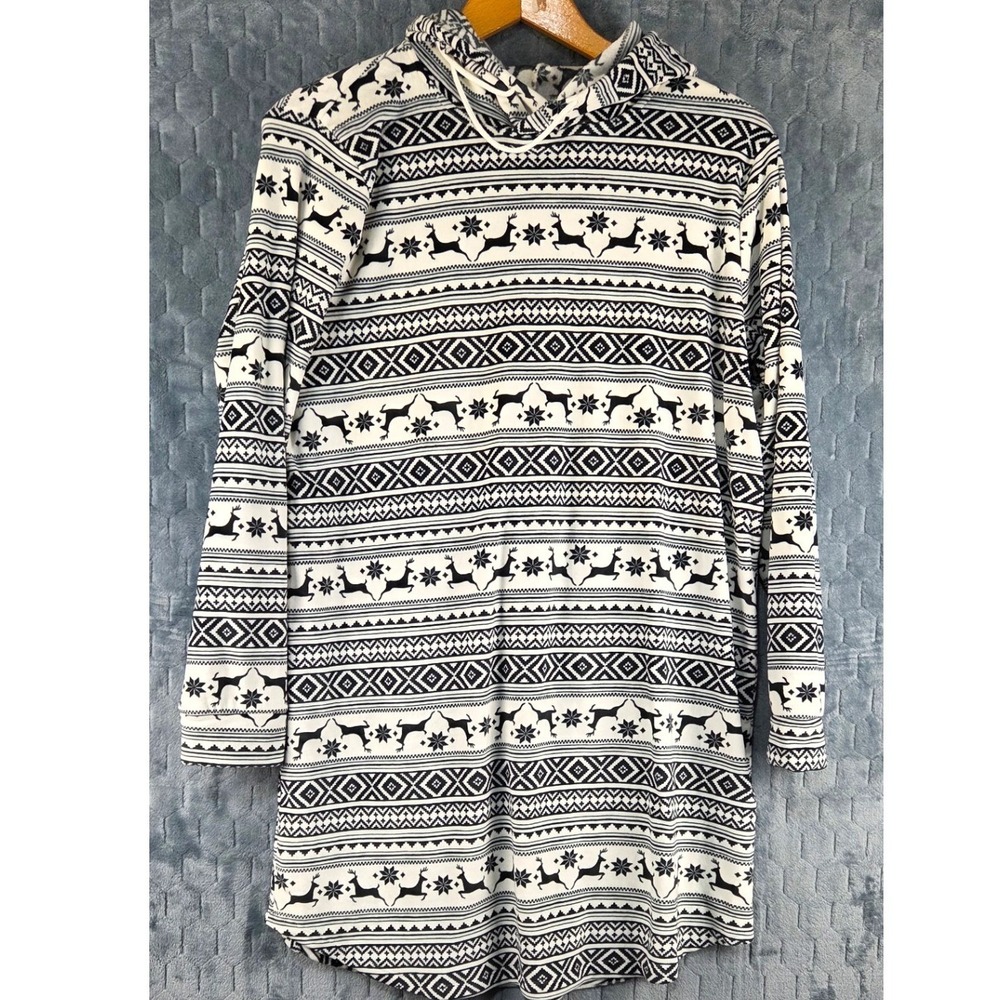 Fair Isle Reindeer Snowflake Hooded Tunic Top Black White Fleece Long Sleeve